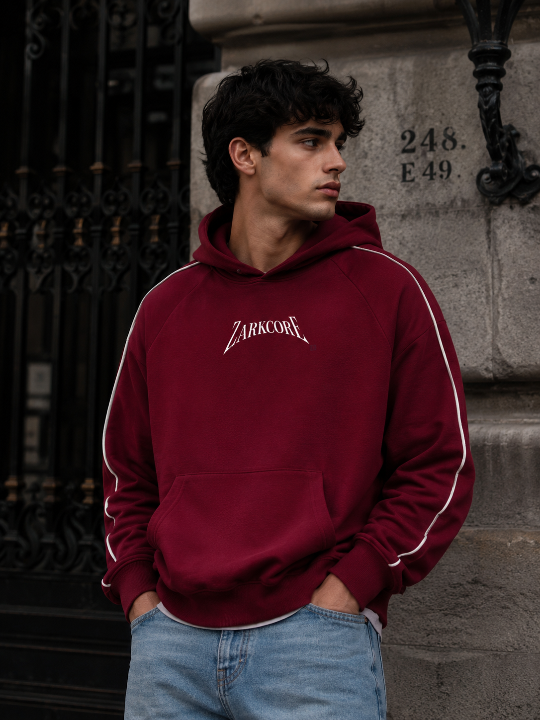 CONTRAST PIPING RAGLAN HOODIE