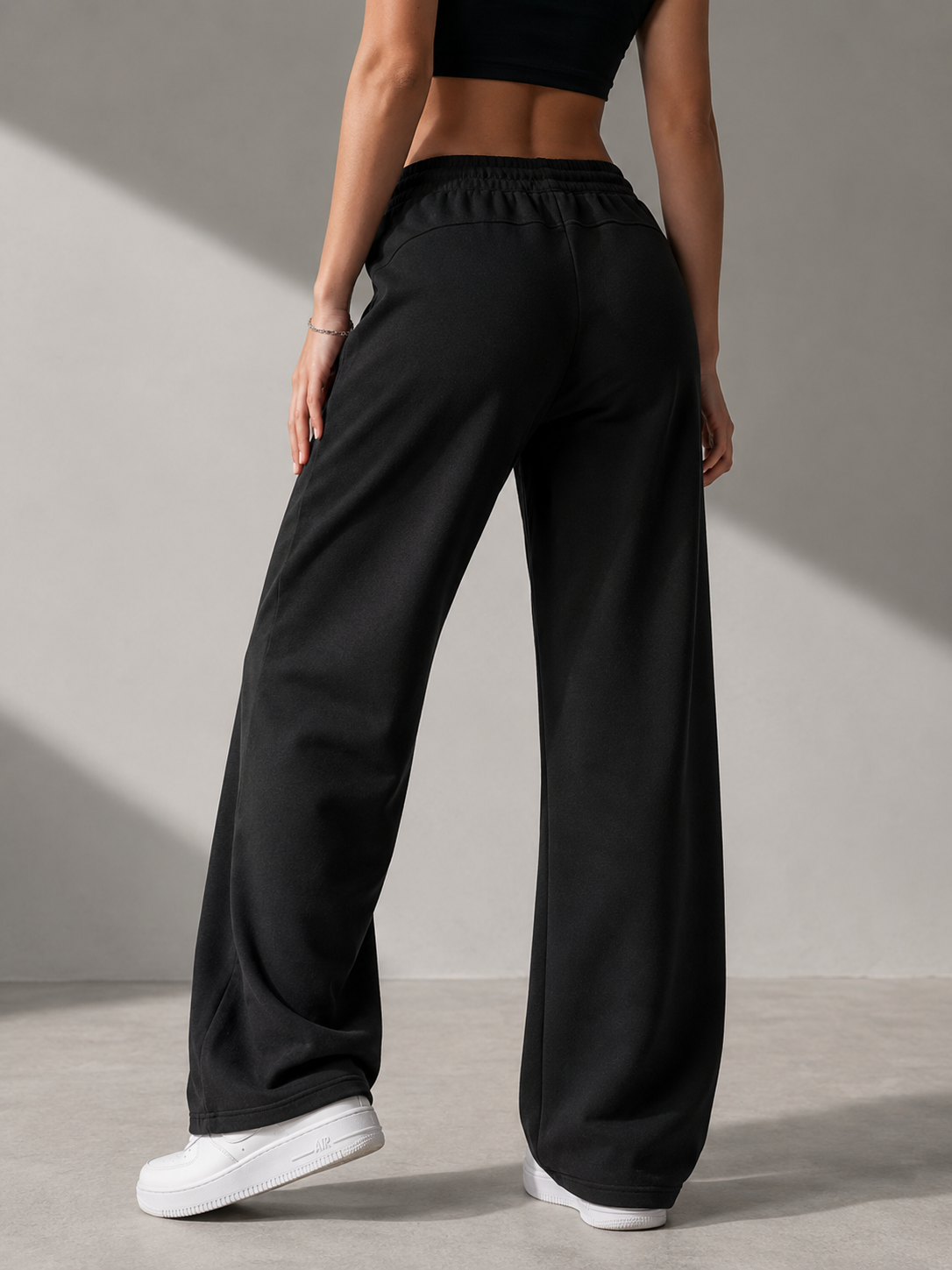 ESSENTIAL DRAWSTRING STRAIGHT-LEG SWEATPANTS
