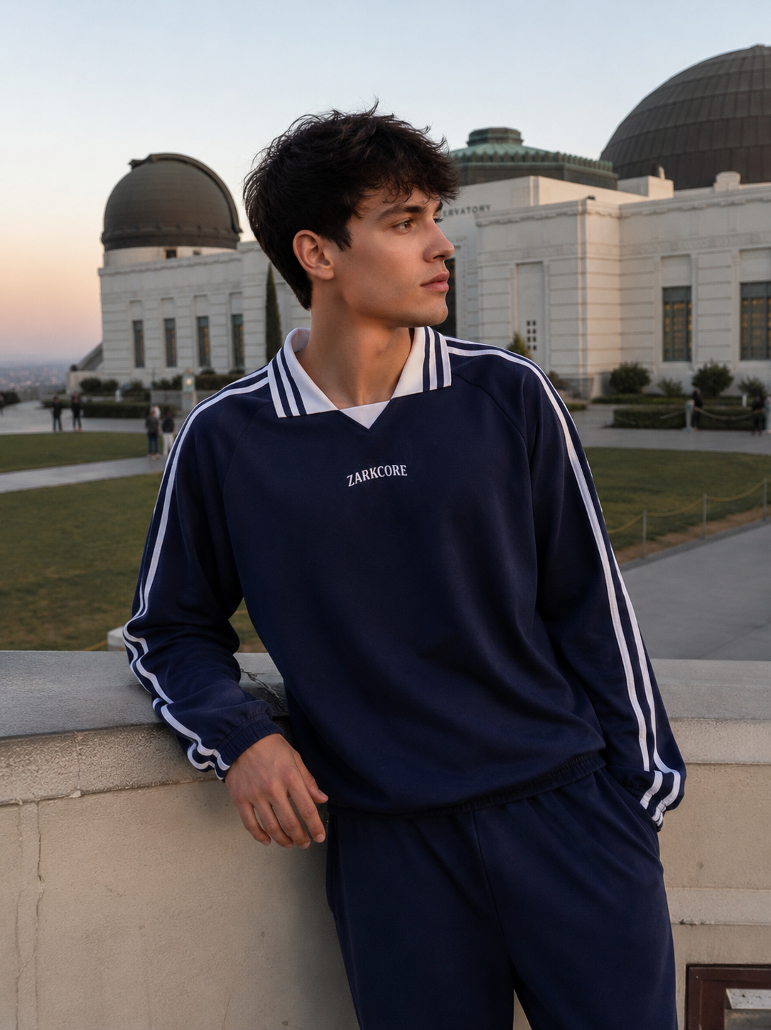 CONTRAST STRIPED LAPEL COLLAR SWEATSHIRT