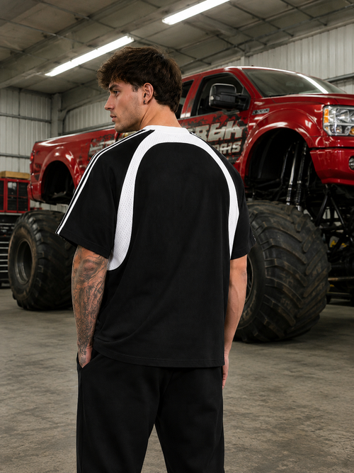 CONTRAST STRIPES PANEL MESH T-SHIRT