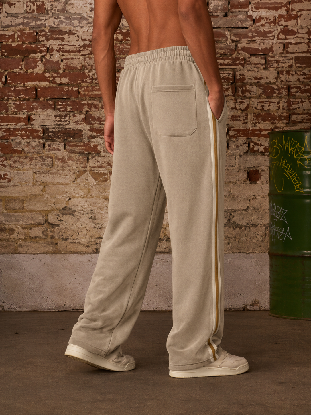 CONTRAST SIDE-STRIPE STRAIGHT-LEG PANTS